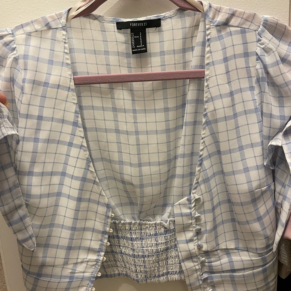 NWOT 🔖 Crop top